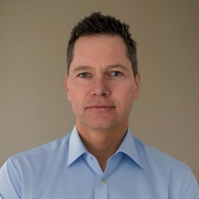 Director at Legal Marketing Works @legalmarkworks tweets mainly about #legaltech and #proptech. Moans mainly about lights being left on.