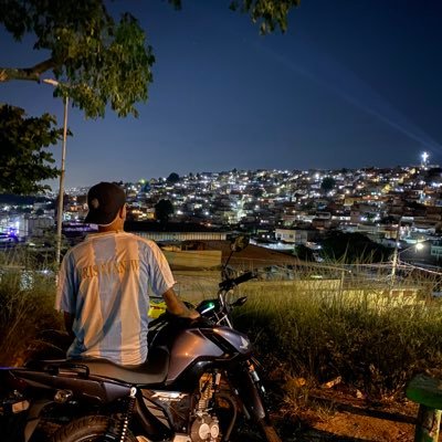Só peço a proteção de Deus e muita Saúde 😃 Família ❤/ Barbeiro 💈/ Flamengo / 4 anjos meu la no céu 😇