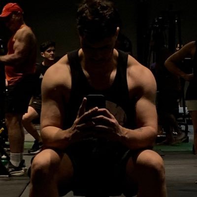 R_Kheviny's profile picture. nothing here