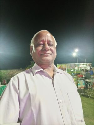 *अपने जीवन की*
*तुलना किसी के*
*साथ नहीं करनी*
*चाहिए...*