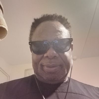 gia44b's profile picture. Realistic and caring