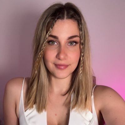 EmilyFoxy_ Profile Picture