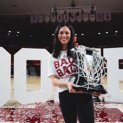 Director of Recruiting & Branding Strategy | @ou_wbb 🏀 “Some throw dirt, some throw flowers — it’s all a garden to me”