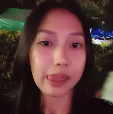 threaaaaa_'s profile picture. unsure, that's for sure.