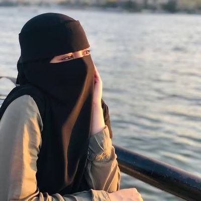 A Hijabi girl with big dreams ✨️ |                         No DMS 🚫