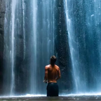 Lou_Erazo's profile picture. 