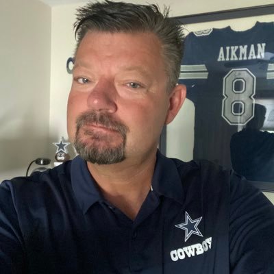 Co-host of the @SonsofstarPod ✭ podcast. #DallasCowboys news and talk. 🇺🇸 US Army Veteran. #NFLtwitter ✭ Link in Bio ✭