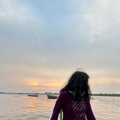 th_muskan's profile picture. smile