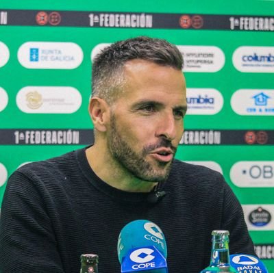 Entrenador CD Teruel (1° RFEF). Ex R. Zaragoza, UB Conquense, CD Brea y CD Ebro. Magisterio en E. Física y Licenciado en Ciencias de Actividad Física y Deporte.