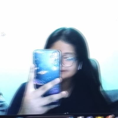 micayy_r's profile picture. msmsi-cb '23 | pshs-mc '29 💗