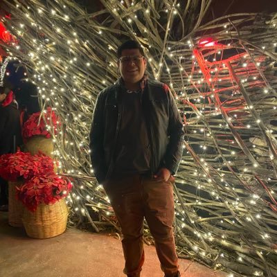 armandoo_cantu's profile picture. soy mitad mago