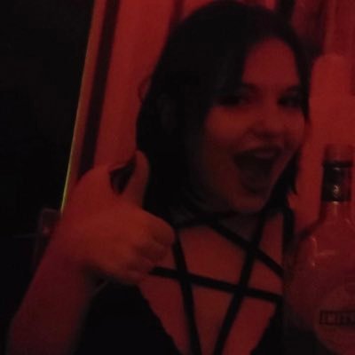 vendo utero de segunda mano ya no lo quiero, ábreme para preguntar precio😘