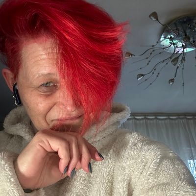 Mittevonra's profile picture. my name is in real Jeannine 😁