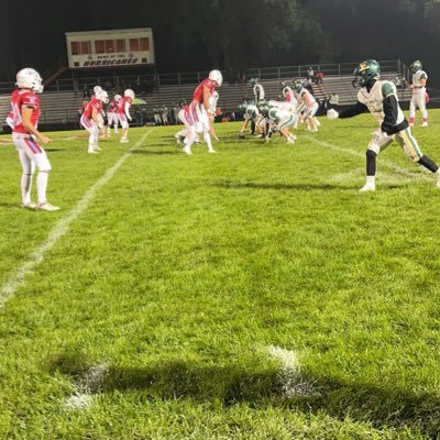 Marian Central Catholic HS Class of 27’Football LS/G/DL 5’9 155lbs GPA 3.0 my number (847-772-1724 my email christopherlima.nickoli09@gmail.com