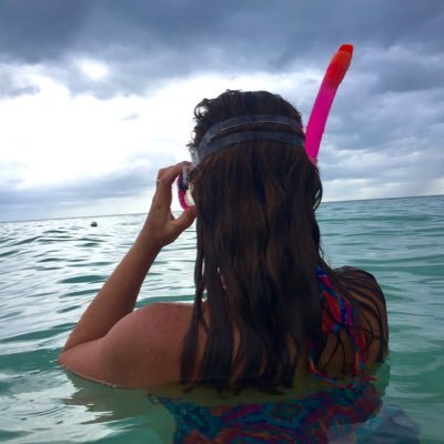 ✝️| 🏝️ the aquatic life 🐬 | Crypto enthusiast Health & Wellness | 🇺🇸🦅 | Back the Blue 💙 Pro military, law, order | ⚾️ | Tweets aren’t financial advice 🐆