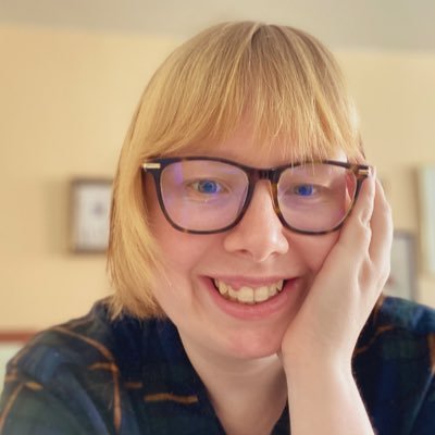 Meme scholar in training. PHD candidate in communication studies @Concordia. Formerly @UQTR. She/Her/Elle.