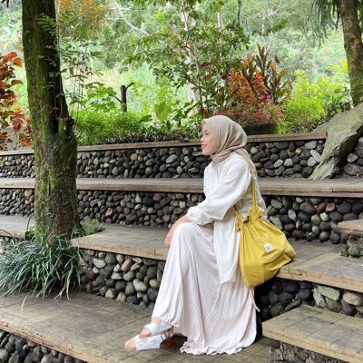 hidup cukup, aman dan senang💭🧚‍♀️🎠🪷🫧🌷🤍