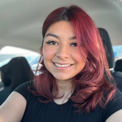 Selenamtza's profile picture. proverbs 31:25 | swiftie🫶🏻