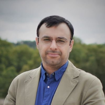 MohsenYazdan101's profile picture. در جستجوی فهم توسعه