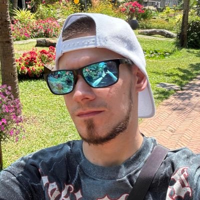 DanSharkTV Profile Picture