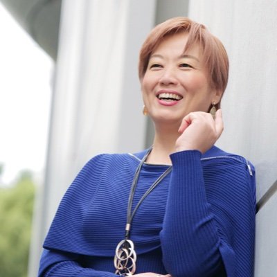 【共創コーチ養成スクール】ファウンダー。社長専門プロコーチとして20年以上のキャリアを持つ。共創コーチ。ICF認定マスターコーチ(MCC)「個人の輝きを組織の発展へ結びつける」ことをモットーに、企業内コーチングのスペシャリストとして、社長と社員をつなげるためのコーチングを展開中。ICFjapanアンバサダー。