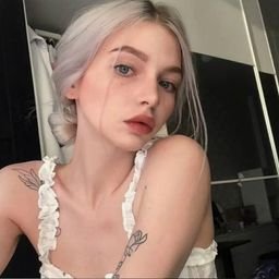 z6DZTn381DoRAyY's profile picture. Birinin evinde yalnızım ve randevuya çıkmak istiyorum.