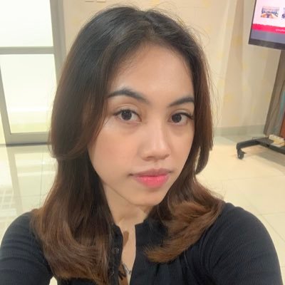 miiiraandaaaa's profile picture. entahlah