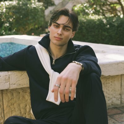 Isaac Lasry / יצחק לסריさんのプロフィール画像