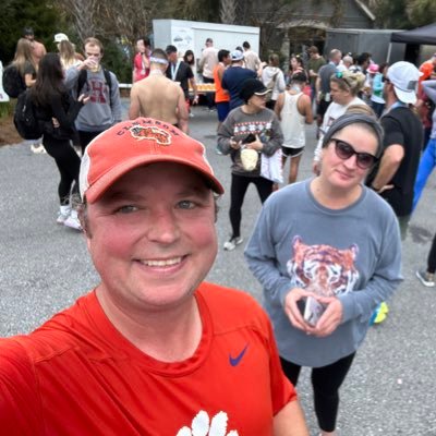 Husband to my best friend, Kristy. Dog dad to Kendall and Quinn. These opinions are my own and can be political. Facebook is for fun; Twitter is for trolling.