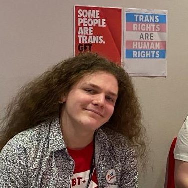 National Trans Officer @LabourStudents | LGBT+ Officer and Social Media & Comms Officer @HampsteadLabour | Committee @LGBTLabourLDN | @LGBTCooperators