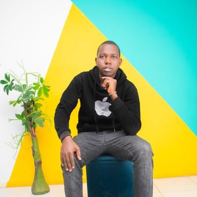 FestusK89922250's profile picture. Fox