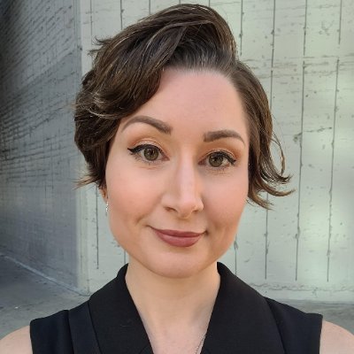 UX Research Director @SkeletonKeyDev, a #wotc studio
| Social Scientist PhD l Psych of The Mandalorian EDITOR
| Opinions = my own | she/they