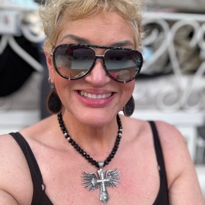 Christian conservative wife, daughter, mother and grandmother. I enjoy being out of my comfort zone. My opinions and posts are of my own.