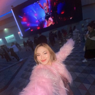 Maistheticx's profile picture. Occasionally I give a damn.