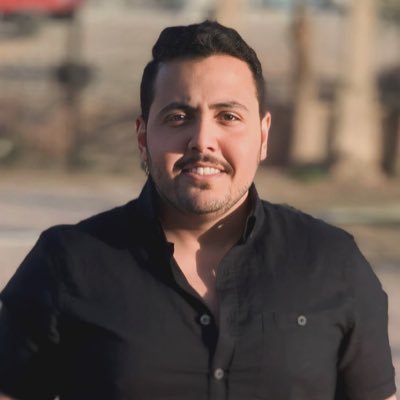 هناك من يكون حضوره في حياتي علامة فارقة. قول الحمد لله تطيب الحياة لمن لا يبالي