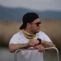 Efe (@efeserrt) 's Twitter Profile