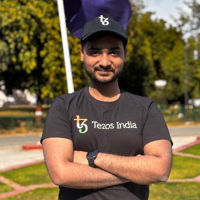 Developer Relations @IndiaTezos // Gold #MSFTStudentAmbassadors // Technical Content Writer // Organizer #MLSAmeetupNCR // Former @gdsc_jh Tech Lead