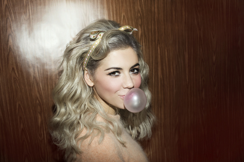 @MarinasDiamonds F A N ♡ 

T H E  A R C H E T Y P E S  P R O J E C T:  R E A L F A K E