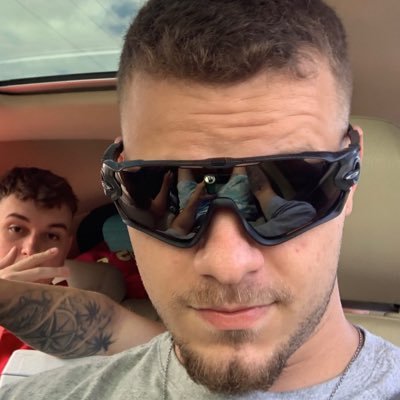 hi bro - https://t.co/b82K7gJb8x…