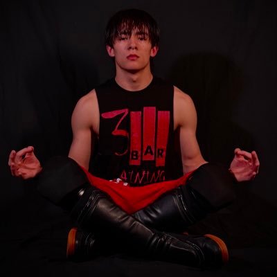 Professional wrestler “Titan Yin” official twitter (X) account For booking message : TitanYinPro@gmail.com or DM