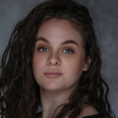 voice over artist rep: @hellohobsons / actor / freelance producer for @earlscourtfilm_ / one half of @nipslippr0d/ she/her