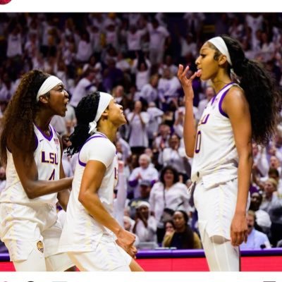 basketball. 🏀 soccer. ⚽️ food.🍕 WBB FAN🤞🏽 I’m here to share #LSUWBB tinggzz😈 plz dnt come to my page to argue about my favorite team😌