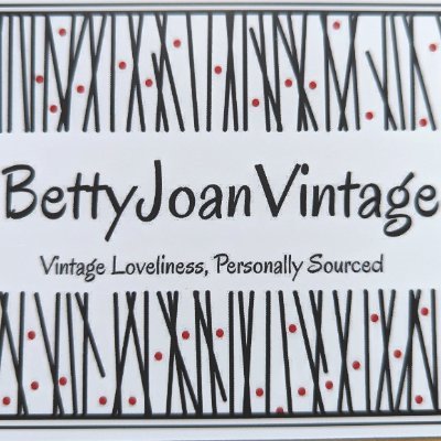 Retro lovers Fee and Sam bonded over a wooden deer and our love for vintage. Now our homes are full, we've opened our Etsy Shop BettyJoanVintage to fill yours.
