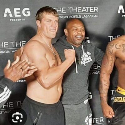 Pro heavy weight boxer. son of Tommy The Duke Morrison. chasing a Dream fulfilling a Legacy!
TCB 👊