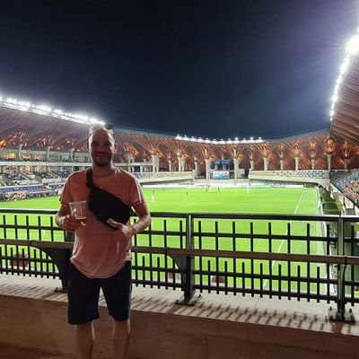 Groundhopping 🏟 '
Football Culture ⚽️ 
https://t.co/hPUQJJzNcb