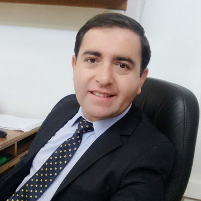 Ingeniero en Administración de Empresas.