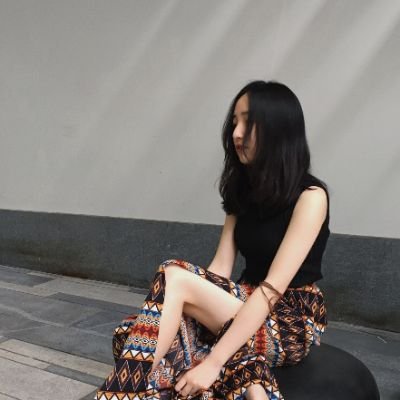 L1zaPuLj4B38740's profile picture. 세상 일에 구애받지 않고 기쁨이 가득한 사랑스러운 여자가 되세요