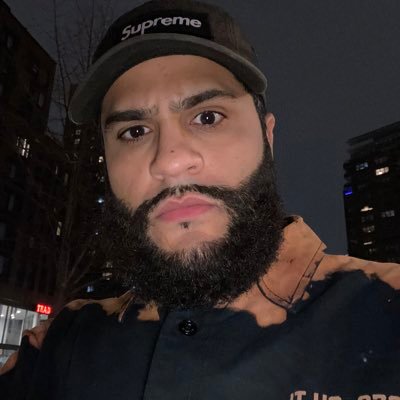 Bossflowberto_'s profile picture. 