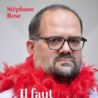 Auteur pour divers humoristes et parfois humoriste lui-même.