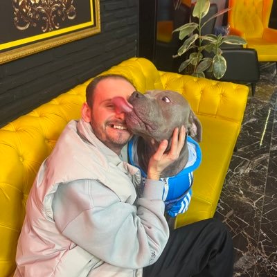 emresolmazzz94's profile picture. 